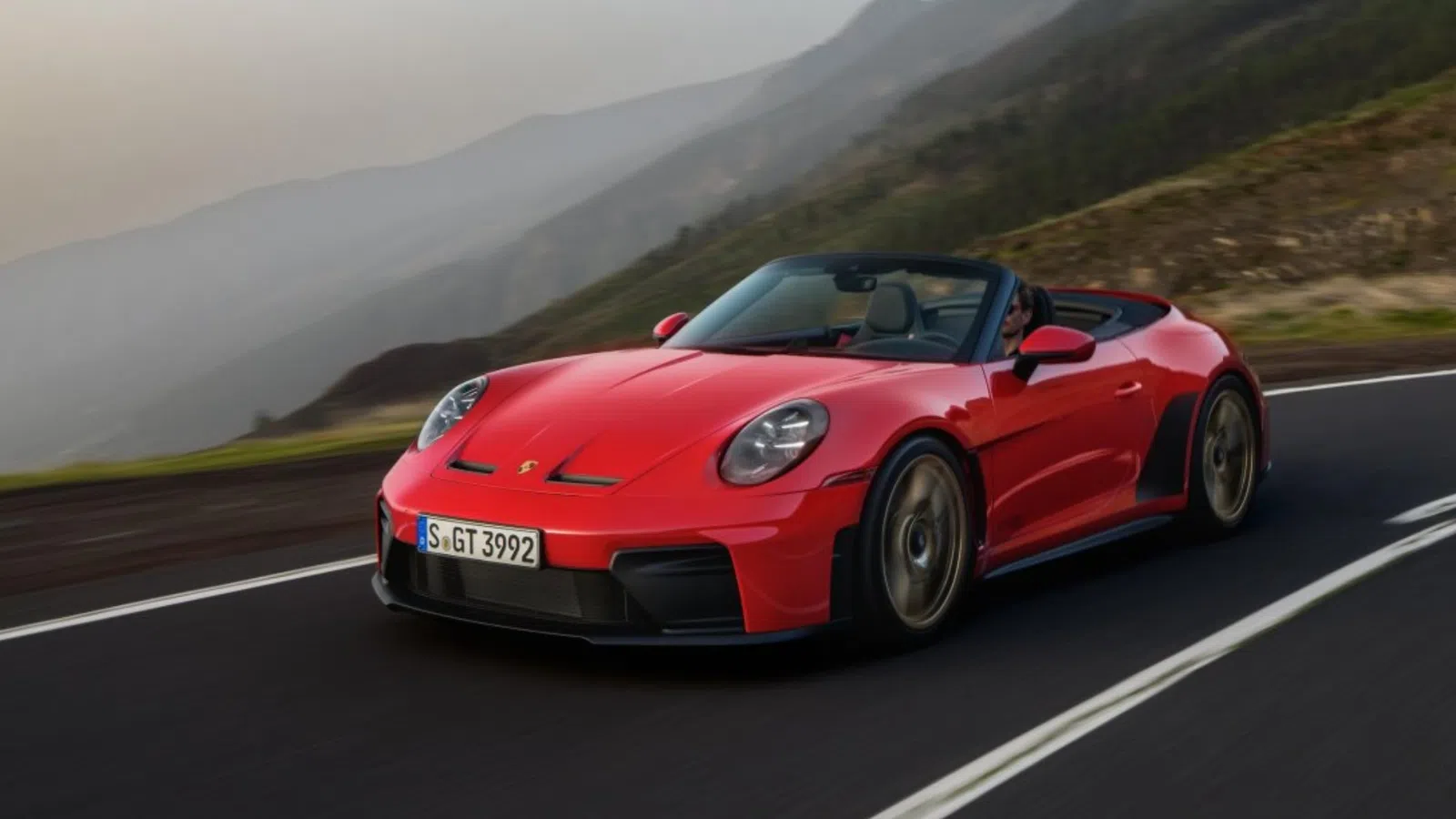 Porsche muda de estratégia: vender menos carros e ganhar mais