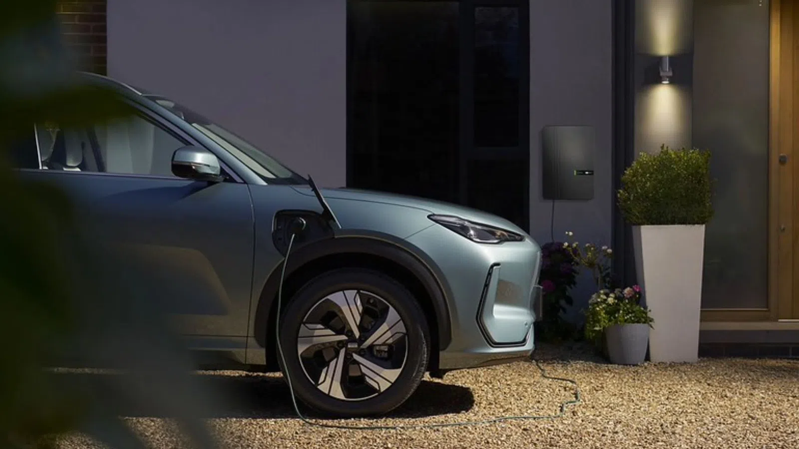 Geely promete carregar um elétrico em apenas 4 minutos
