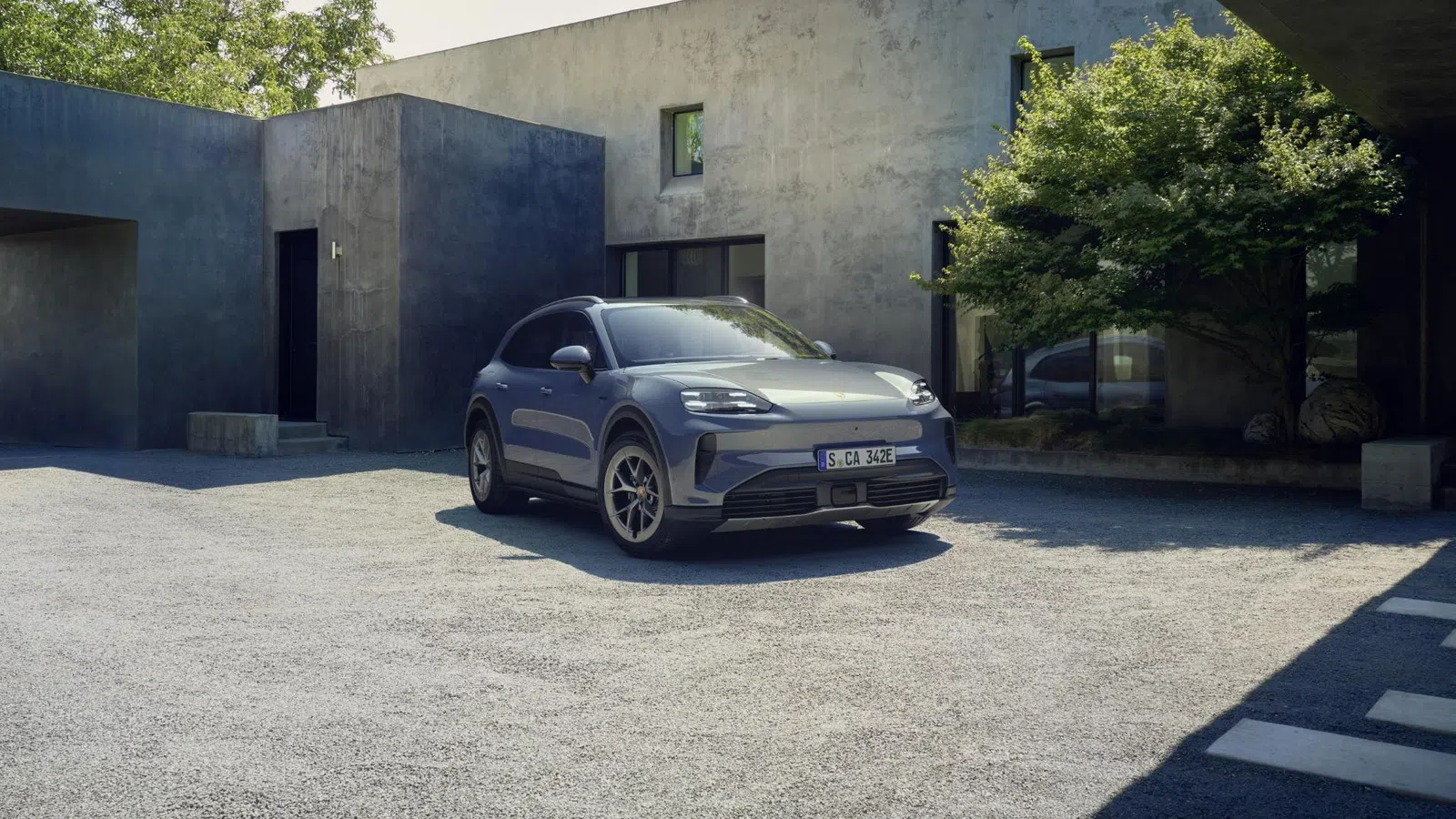 Novo Porsche Cayenne S Electric impressiona