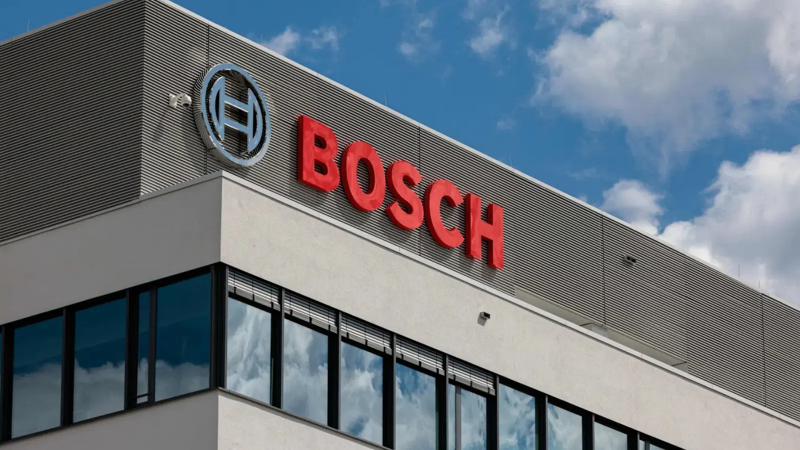 Crise dos Chips Força Bosch Portugal a Colocar 2500 Trabalhadores em Lay-Off