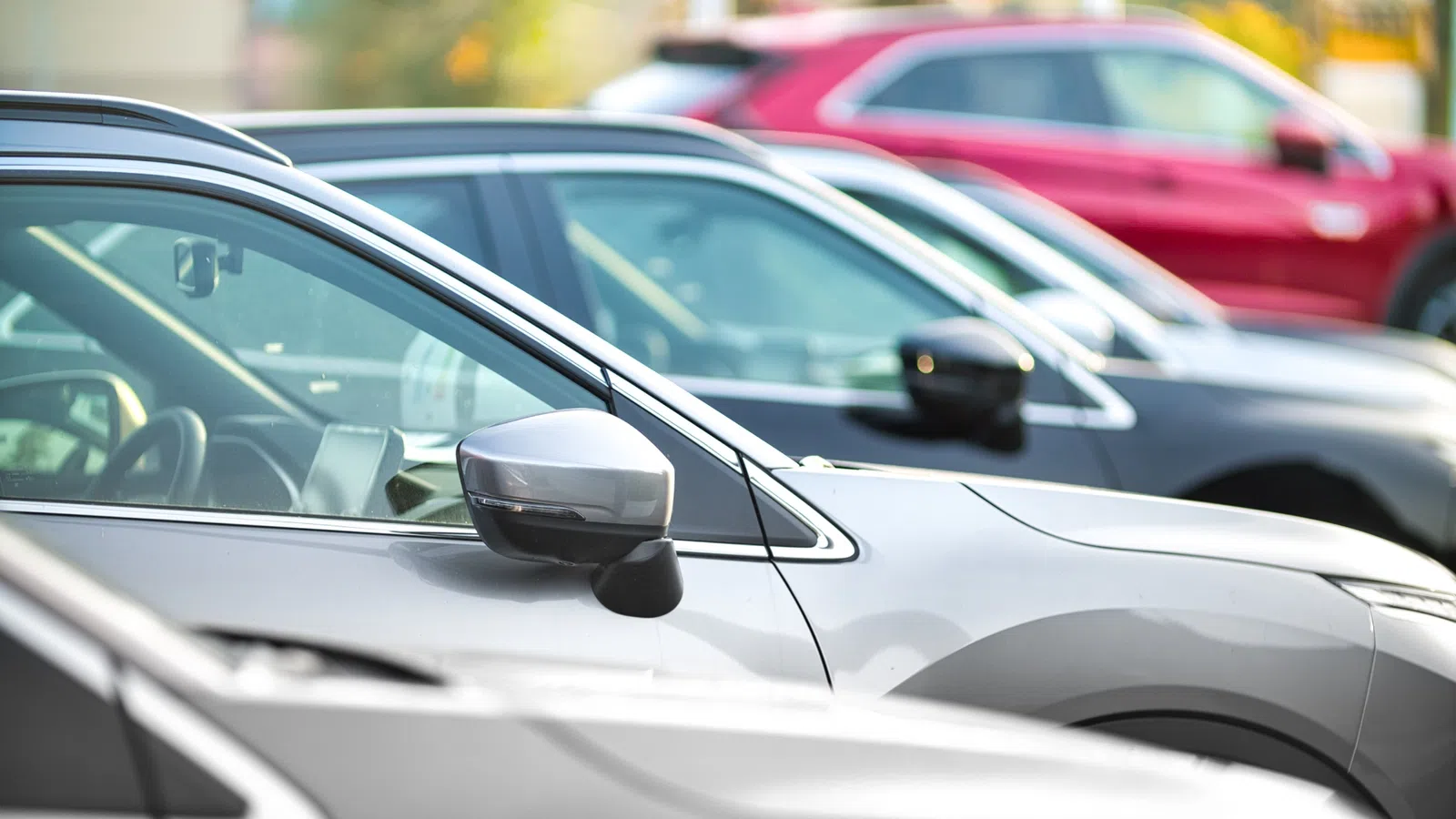 Comprar um carro em leilão em Portugal: Vantagens e Riscos