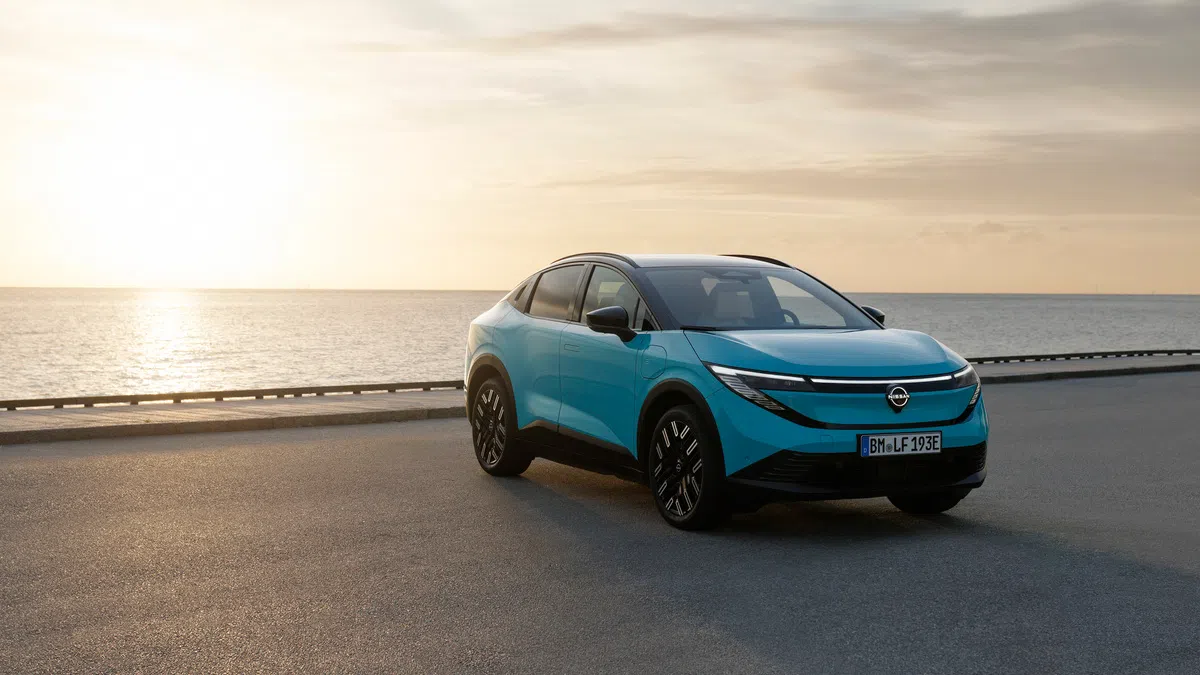 Nissan LEAF 2026 chega com Google integrado e até 622 km de autonomia