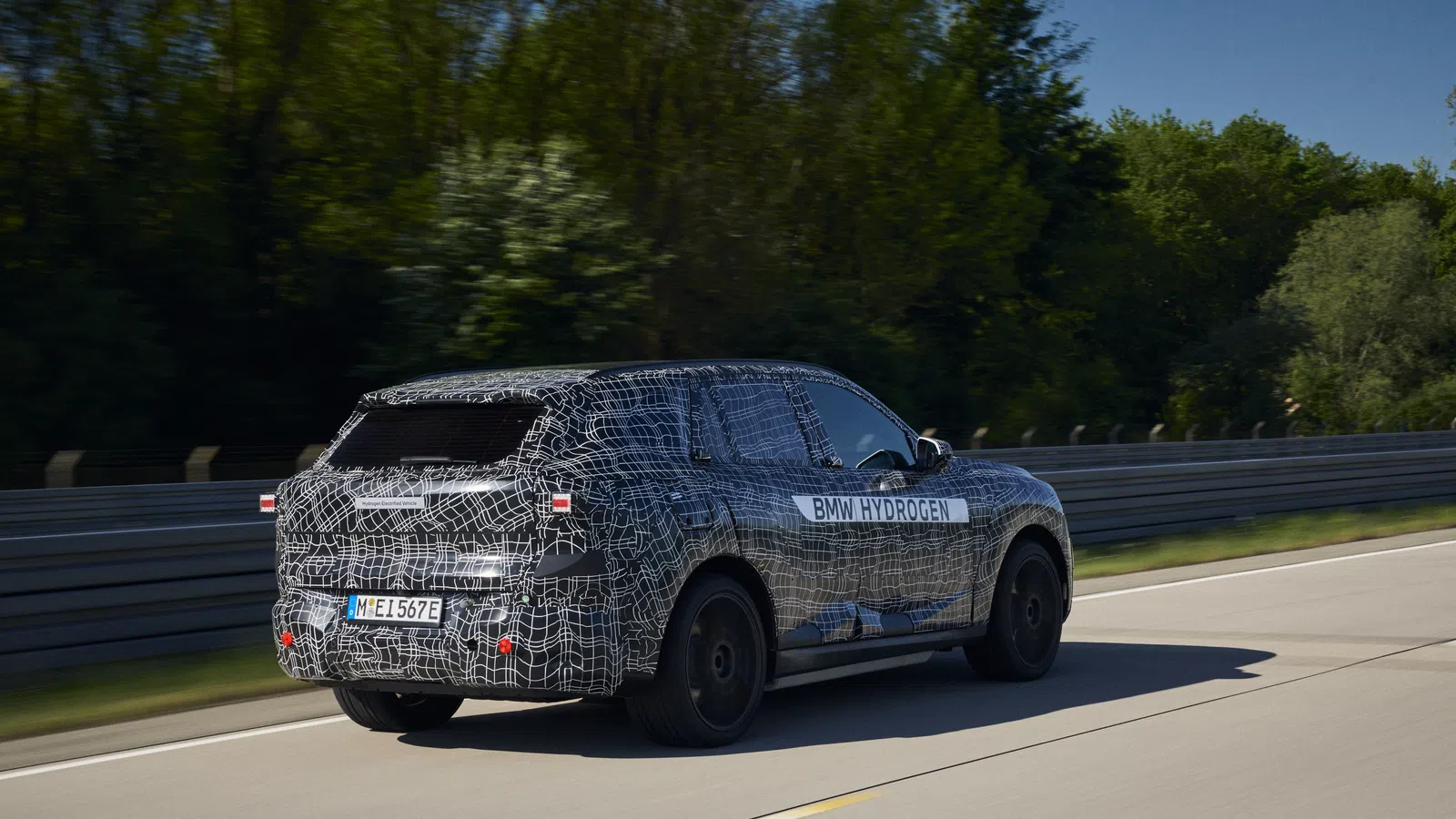 O primeiro modelo da BMW movido a Hidrogénio já tem data de lançamento