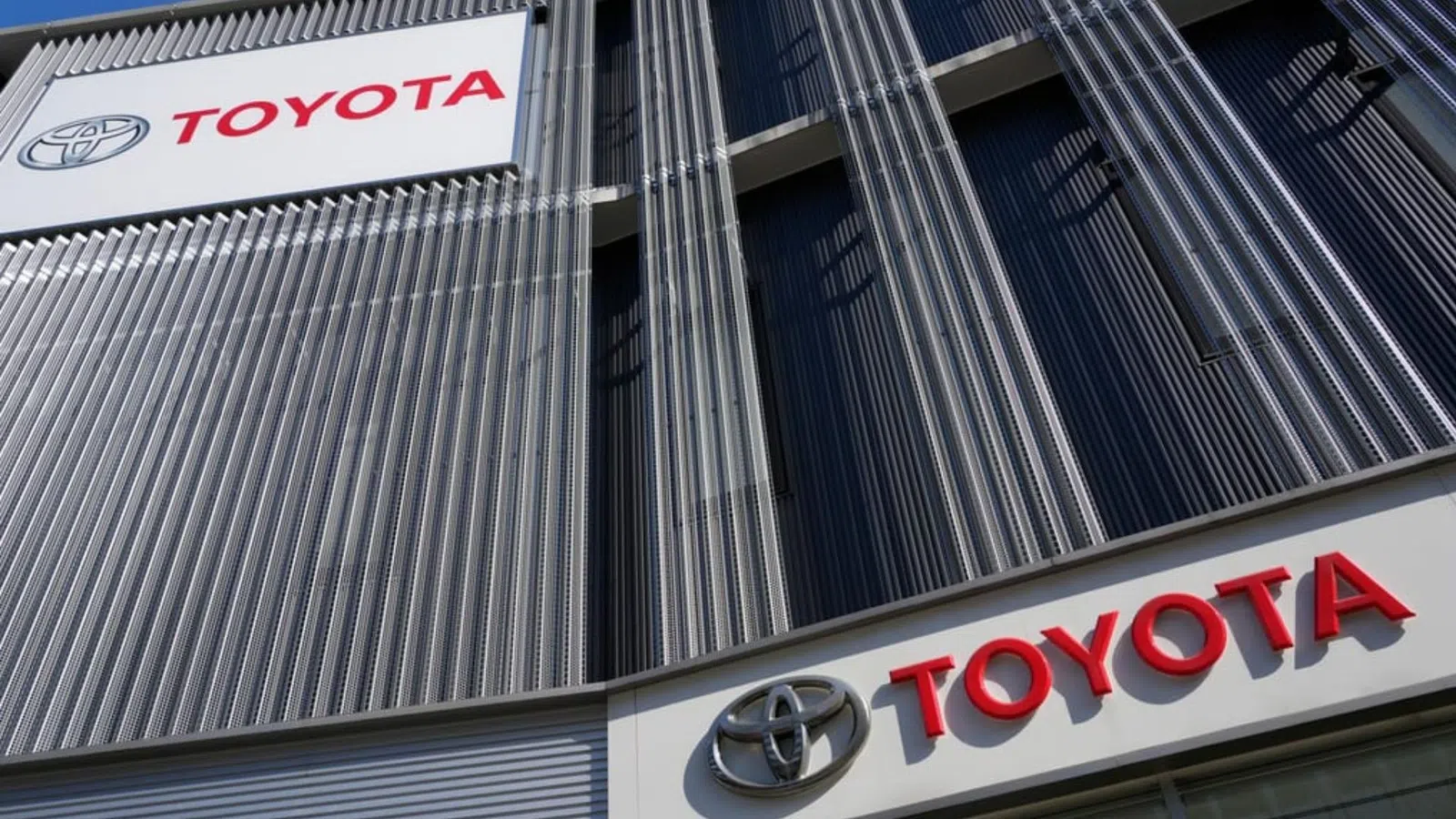 O escândalo da aceleração involuntária da Toyota