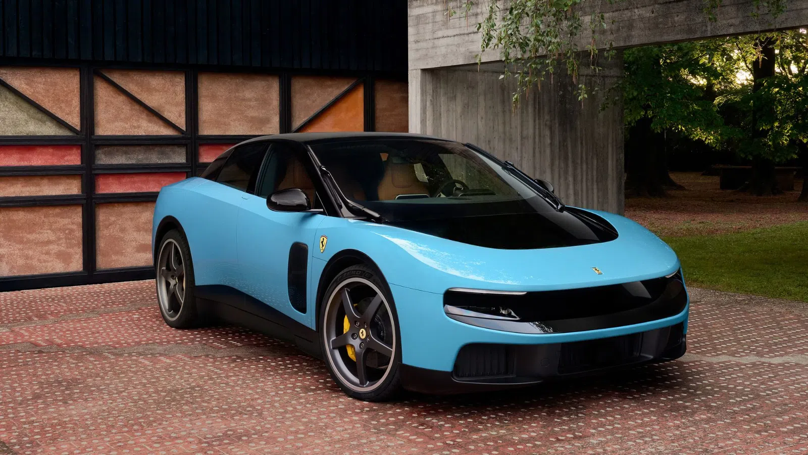 O novo e polémico Ferrari Luce 100% Elétrico