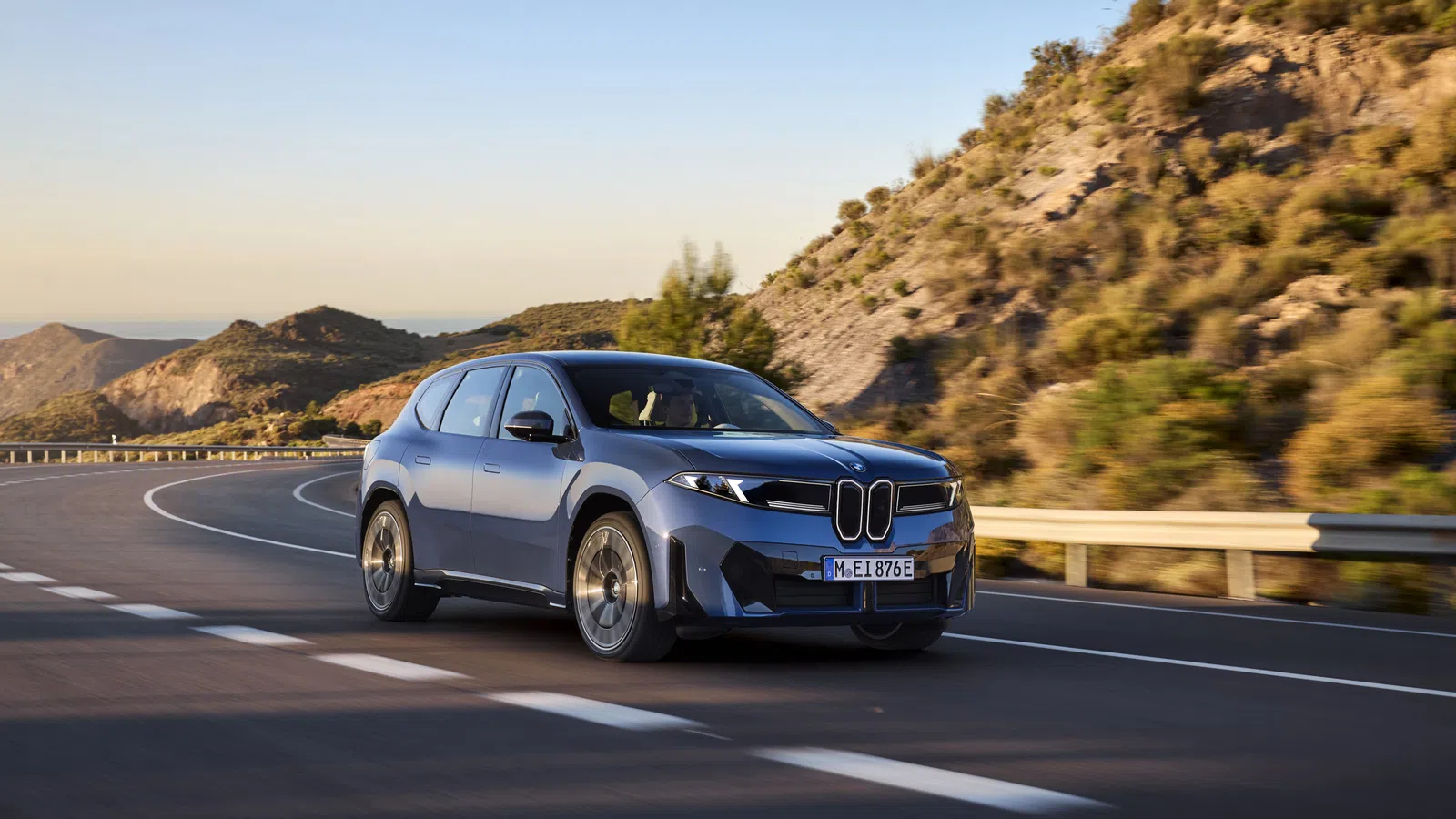 BMW iX3 2026: Saiba tudo sobre o novo modelo