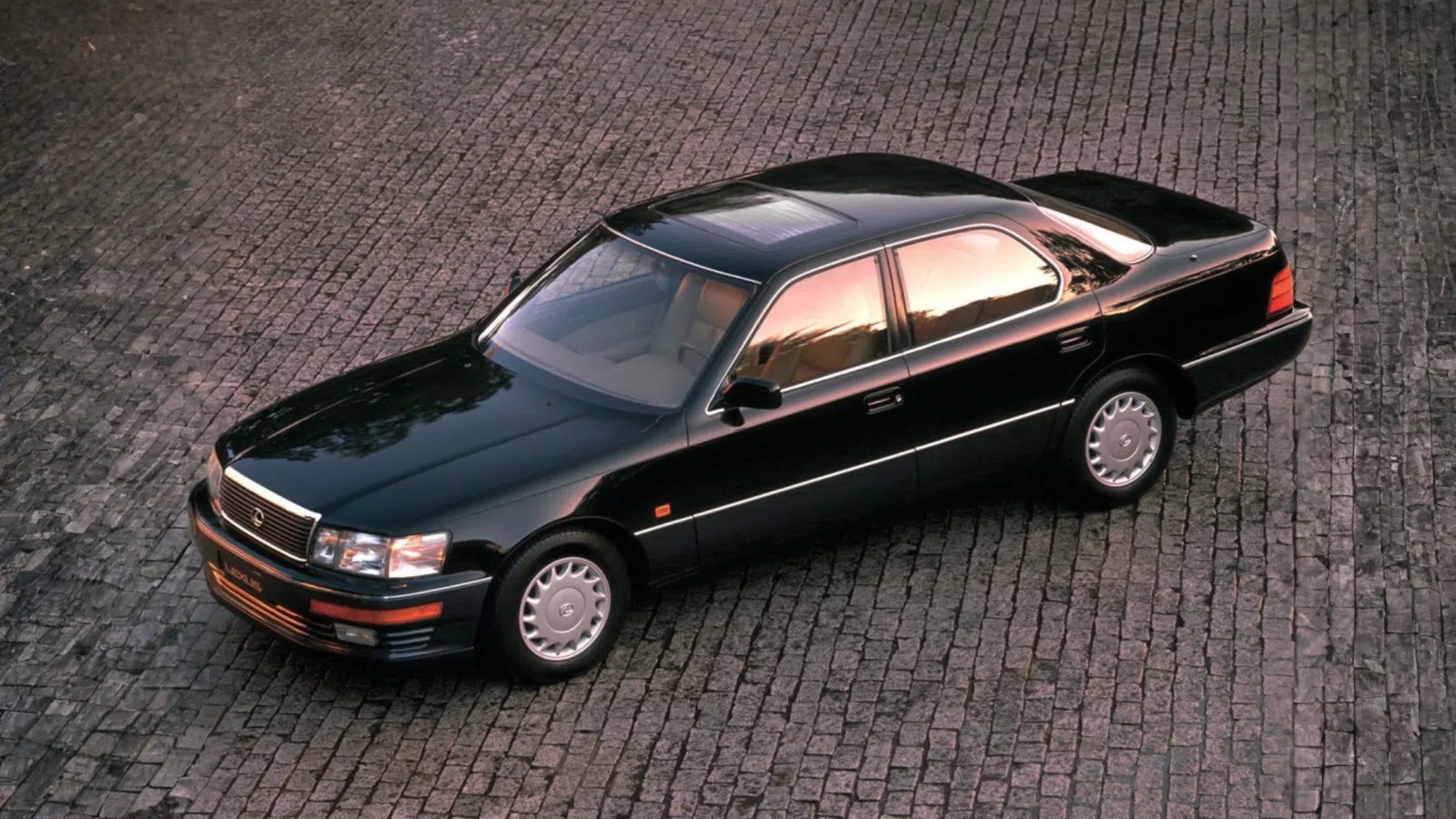 A marca japonesa que copiou um Rolls-Royce… legalmente