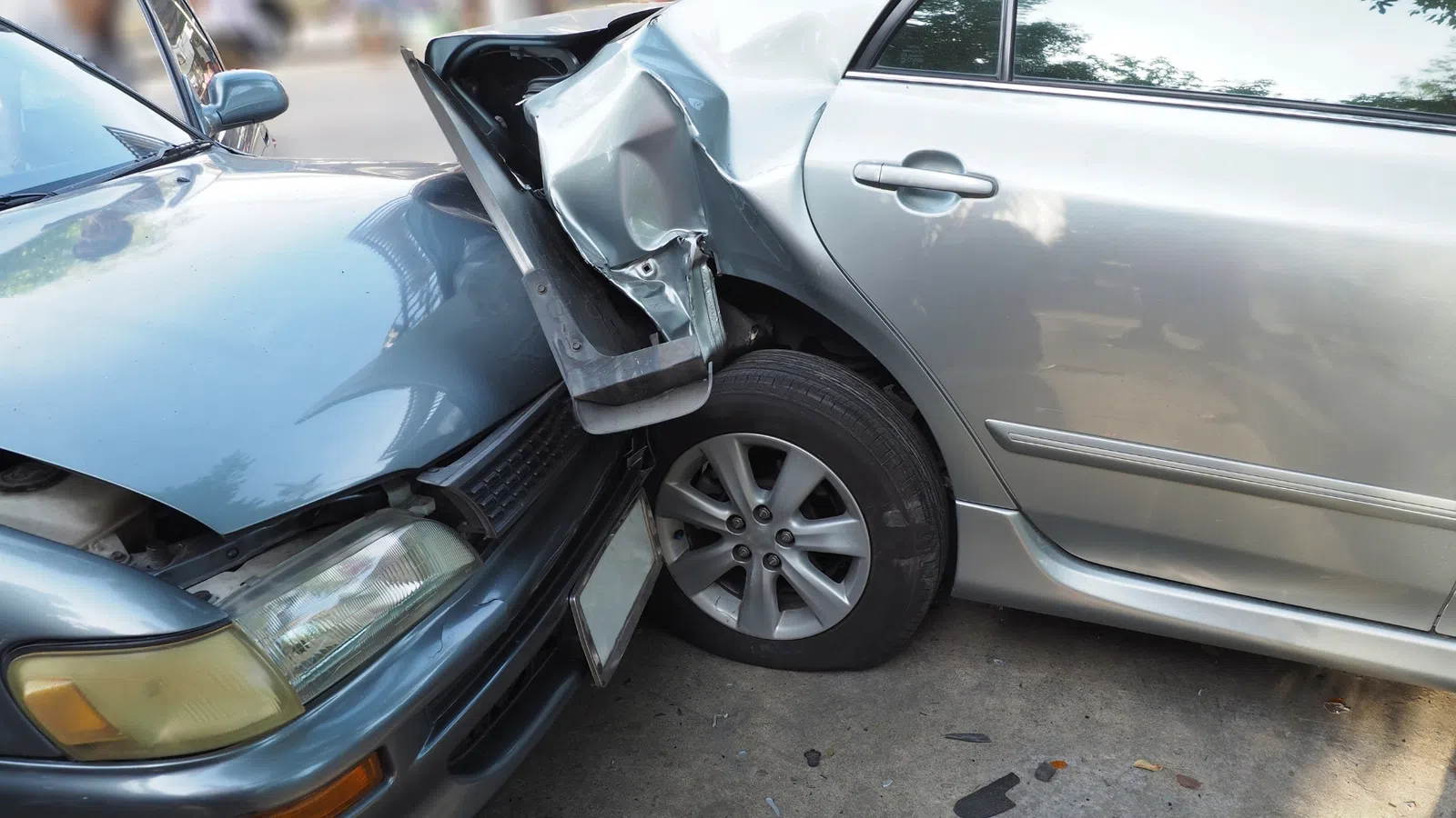 Diferença entre seguro obrigatório e seguro contra todos os riscos