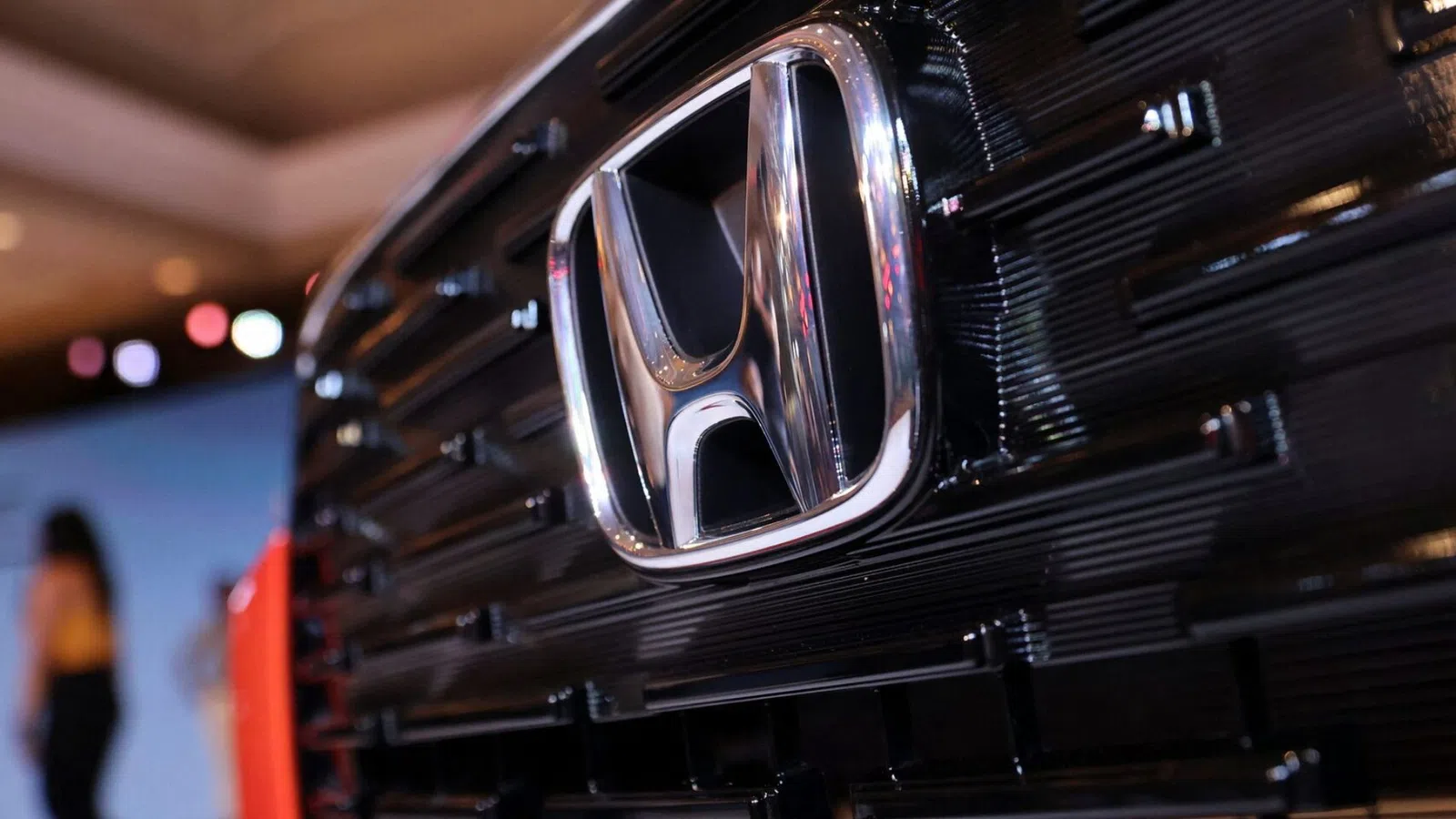 Honda regista primeira perda anual em quase 70 anos