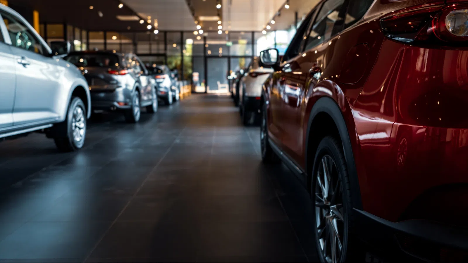 Comprar carro usado a um Particular ou num Stand? Veja as diferenças essenciais