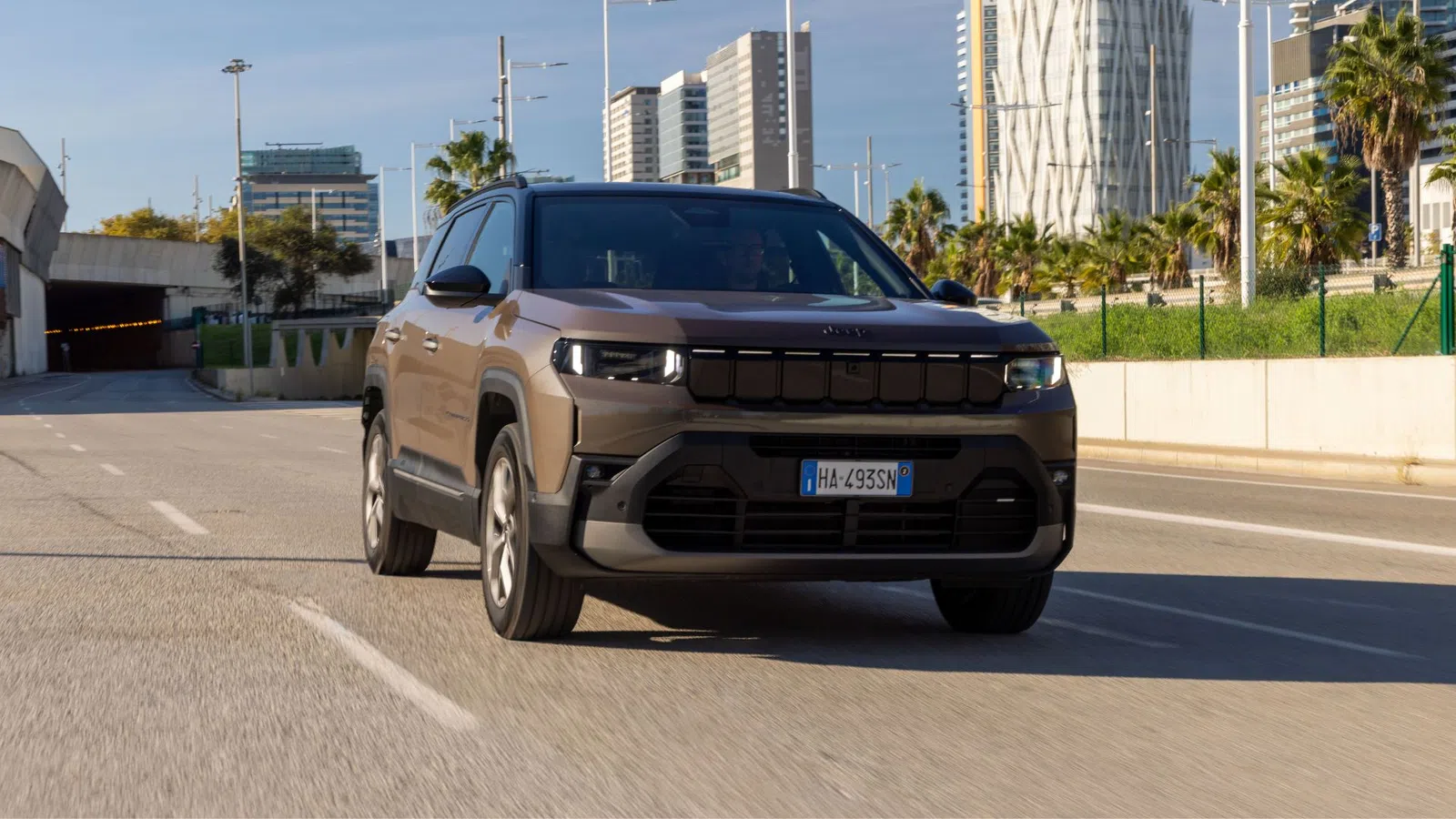 Jeep Compass híbrido chega a Portugal e já pode ser encomendado