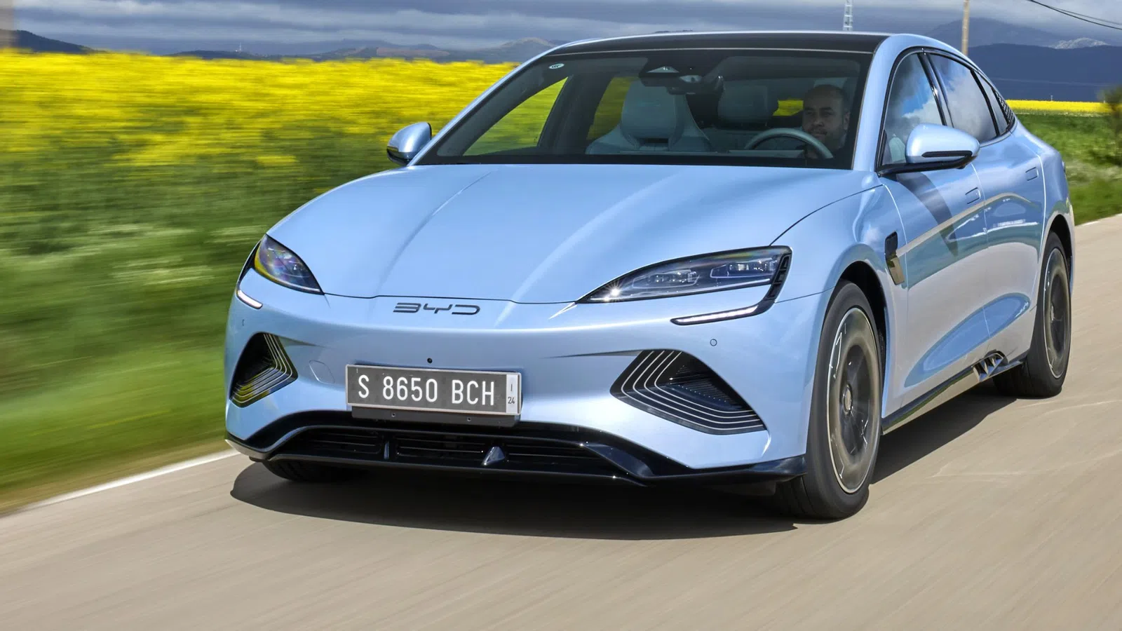 Vendas da BYD caem pelo quinto mês e acendem alertas