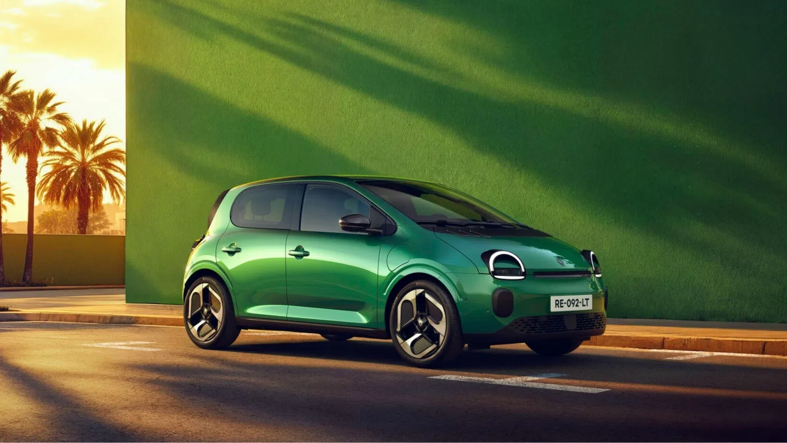 Renault Twingo regressa elétrico e com preço imbatível