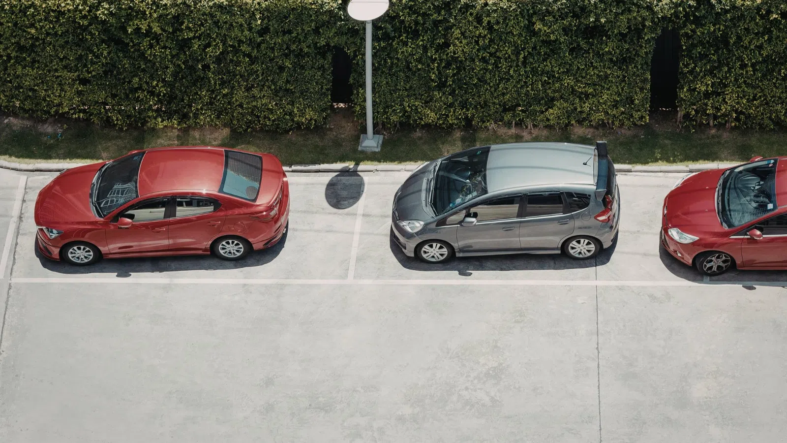 Como proteger o carro ao estacionar na rua