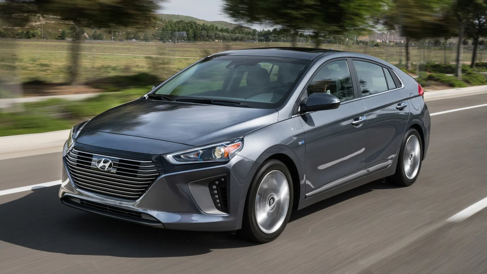 Hyundai ioniq hybrid