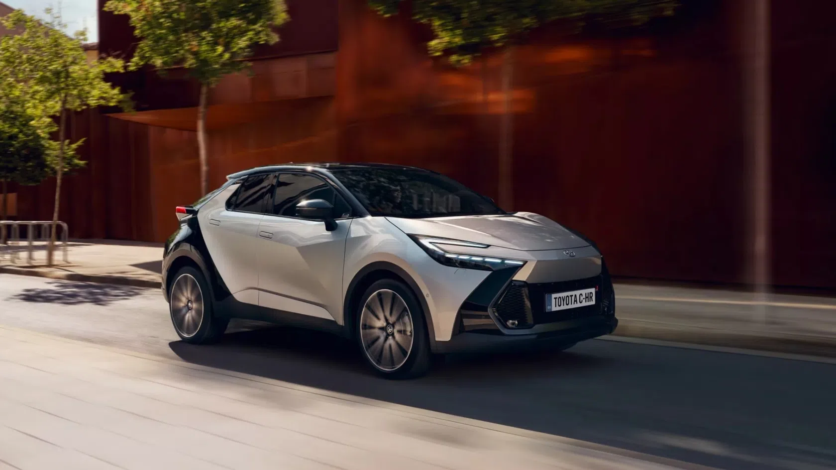 Carro Toyota C-HR Hybrid