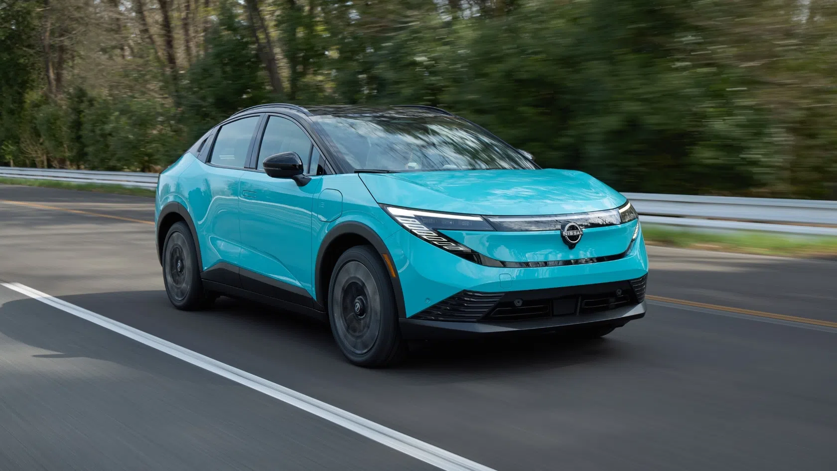 Carro Nissan leaf azul