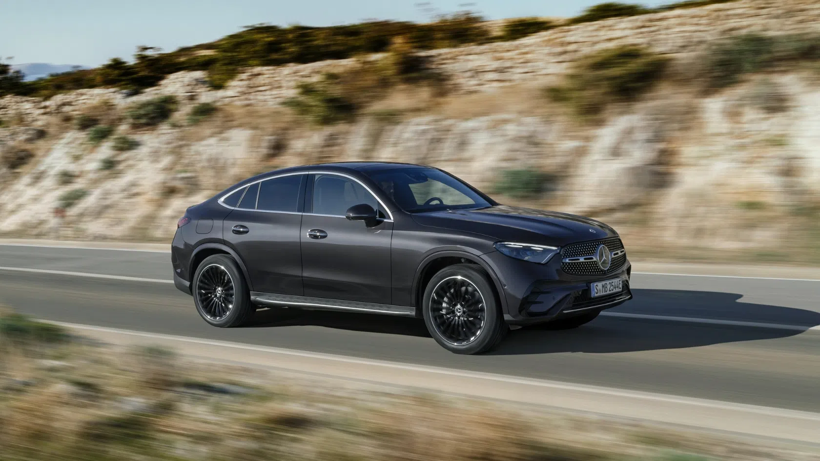 Carro familiar suv mercedes glc preto