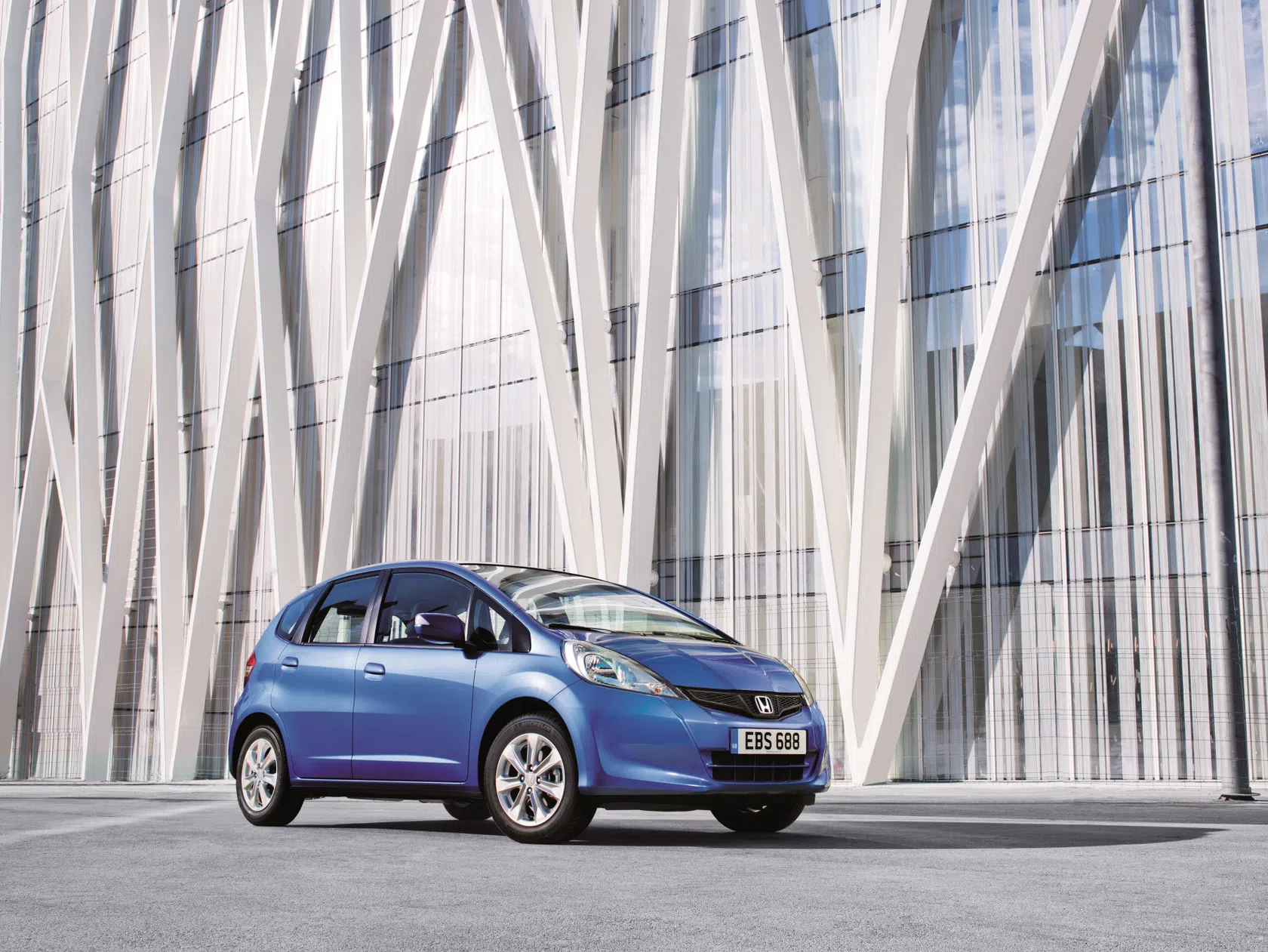 Imagem de um Honda Jazz Azul de 2008-2015
