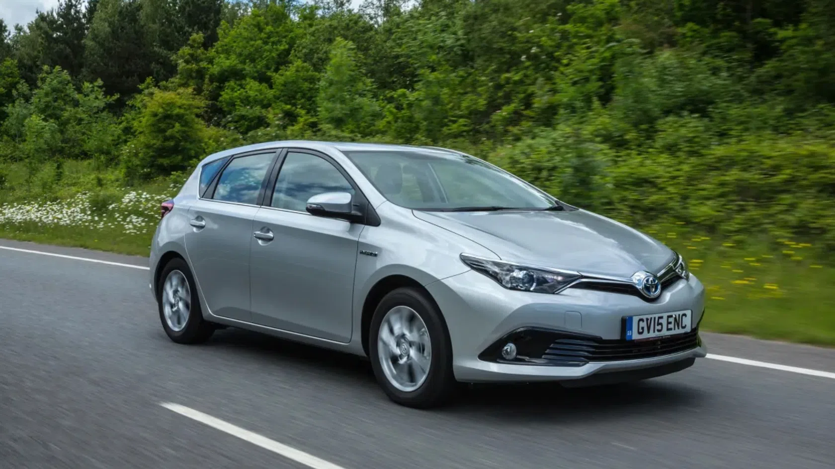 Carros toyota auris hibrido