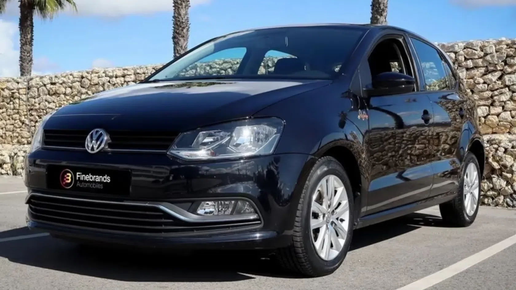 Carro usado Volkswagen Polo em preto