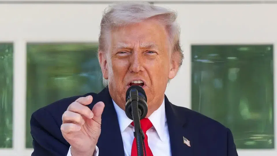 Trump anuncia tarifa de 25% sobre carros europeus
