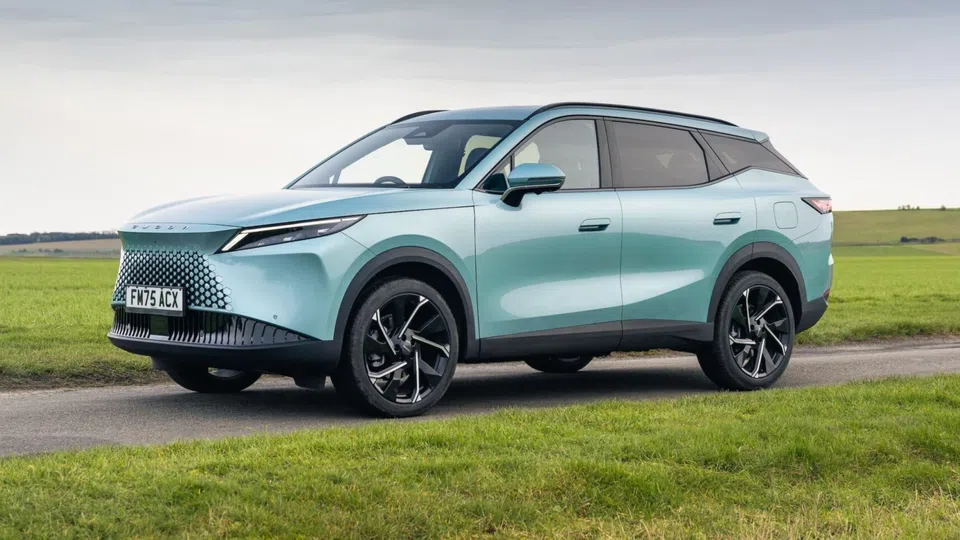 Omoda 7 chega a Portugal com 1200 km de autonomia
