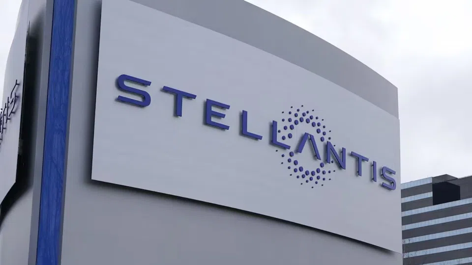 Stellantis e Dongfeng negoceiam parceria global