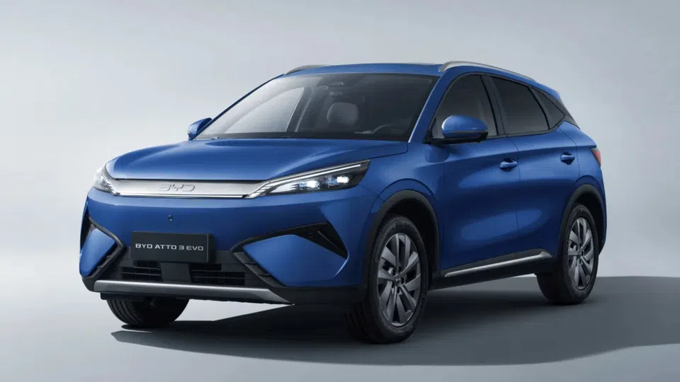 Novo BYD Atto 3 EVO carrega em 25 minutos