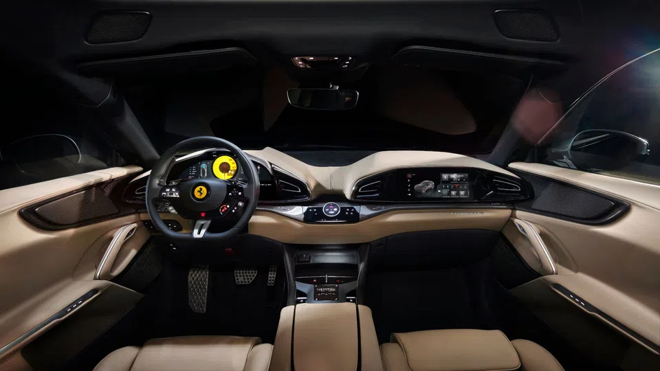 Próximos Ferrari vão ter ecrãs OLED da Samsung