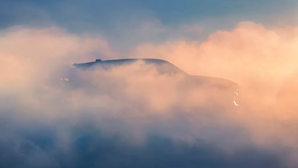 Renault revela o nome do seu próximo crossover de luxo