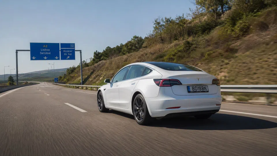Como planear viagens longas com carro elétrico