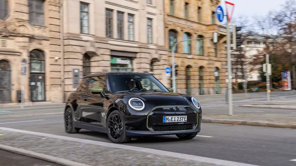 Este novo MINI é assinado por um designer de moda