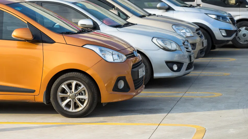 Carros usados até 5 000€: vale a pena ou é melhor investir mais?