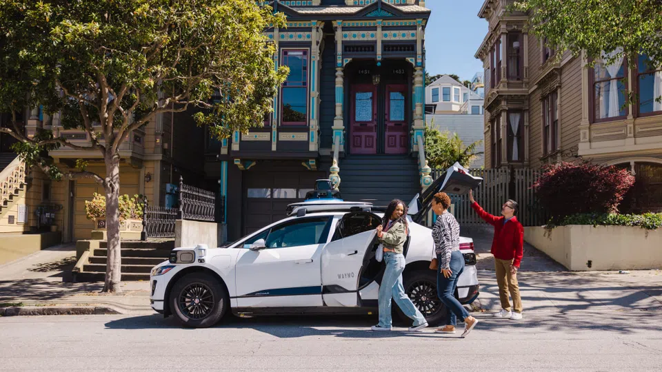 Robô Taxis da Waymo chegam a Londres em 2026