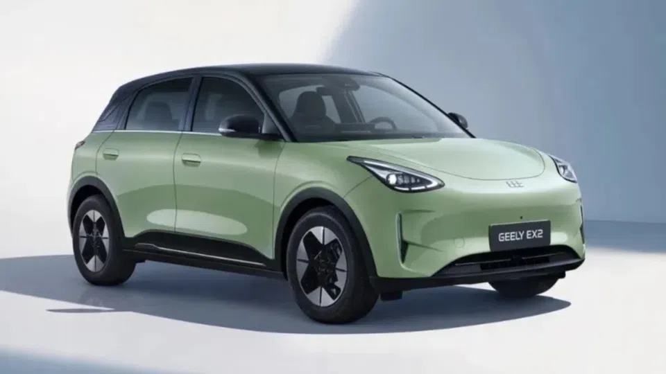 Elétrico mais vendido da China chega à Europa