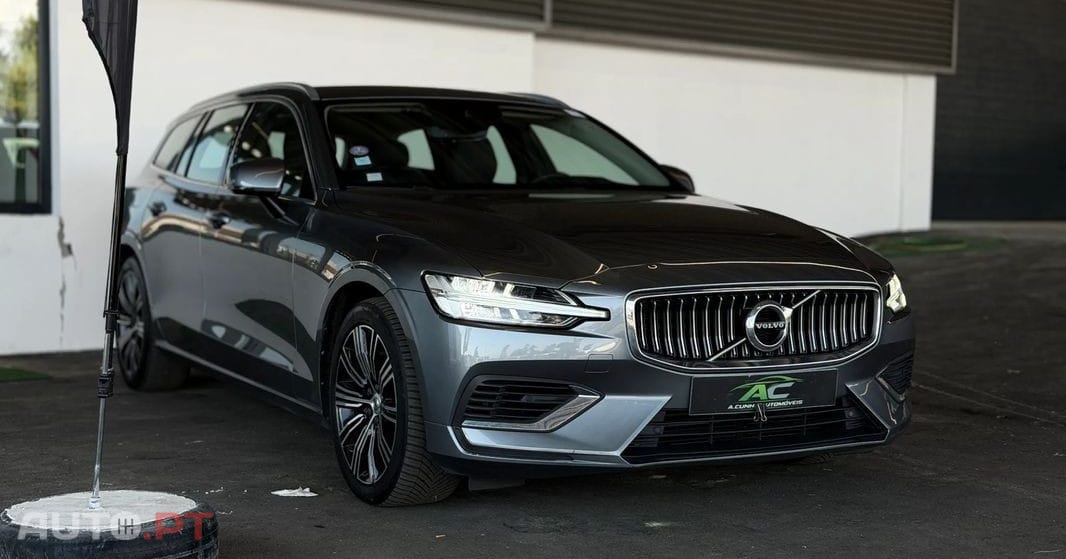 Volvo V60 2.0 T6 AWD TE R-Design Híbrido Plug-in - 23.900€ - Porto ...