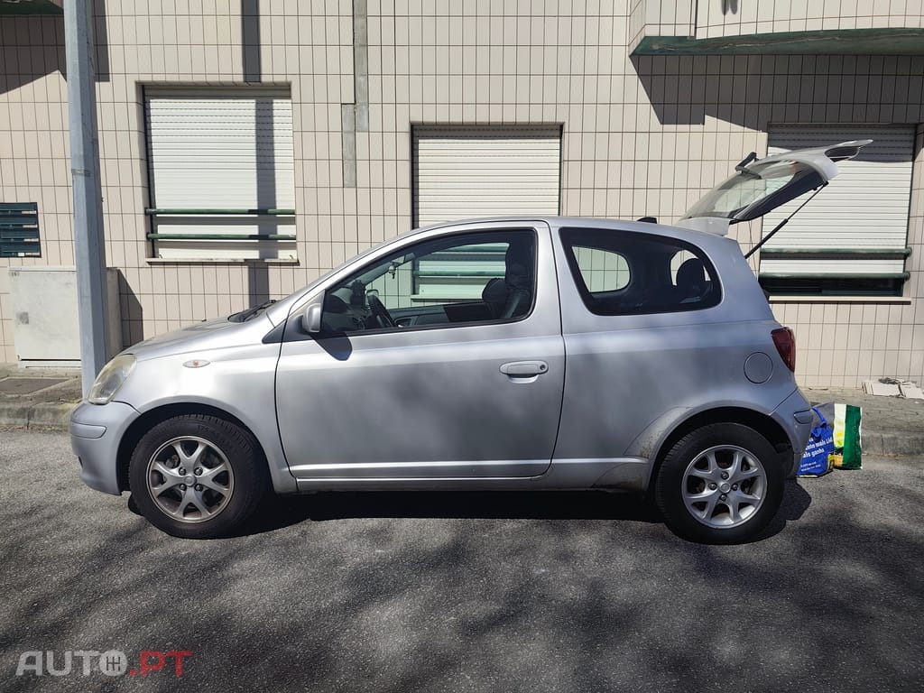 Toyota Yaris Vvti
