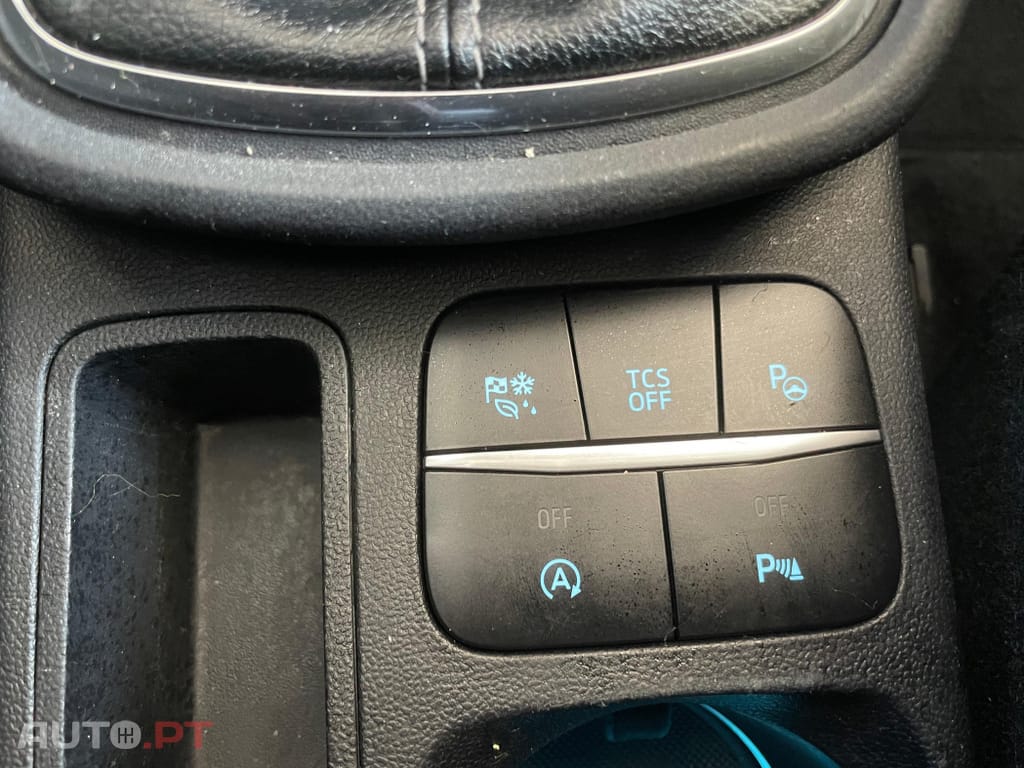 Ford Puma 1.0 EcoBoost MHEV Titanium