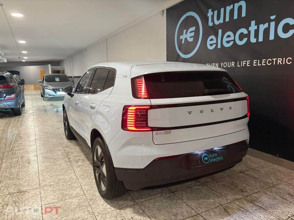 Volvo EX30 69 kWh Single Motor Extended Range Core