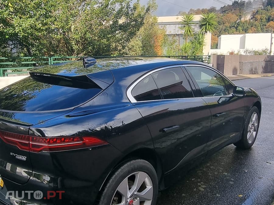 Jaguar I-Pace EV 400