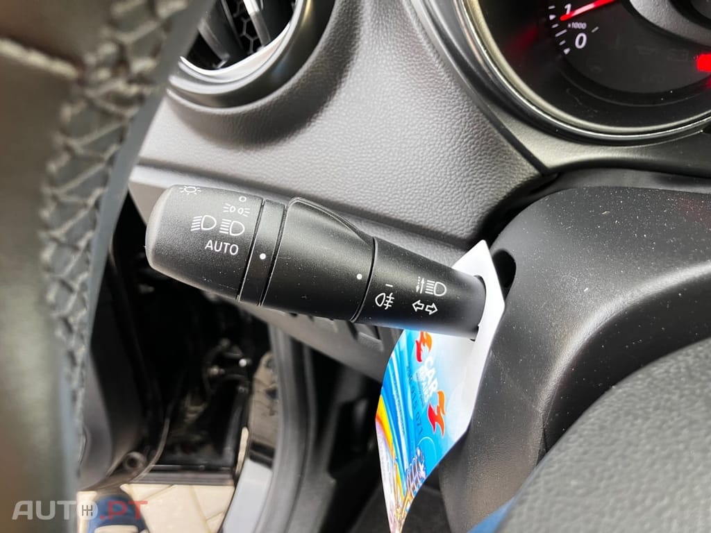 Renault Captur (ENERGY) TCe 90 LIMITED