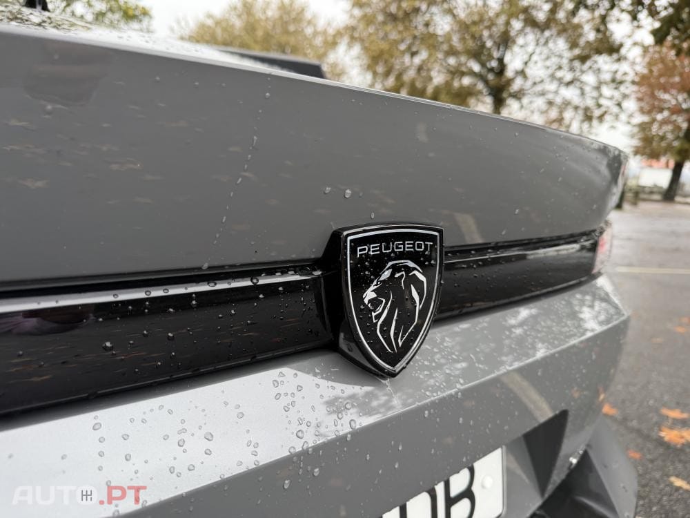 Peugeot 408 1.2 PureTech GT EAT8