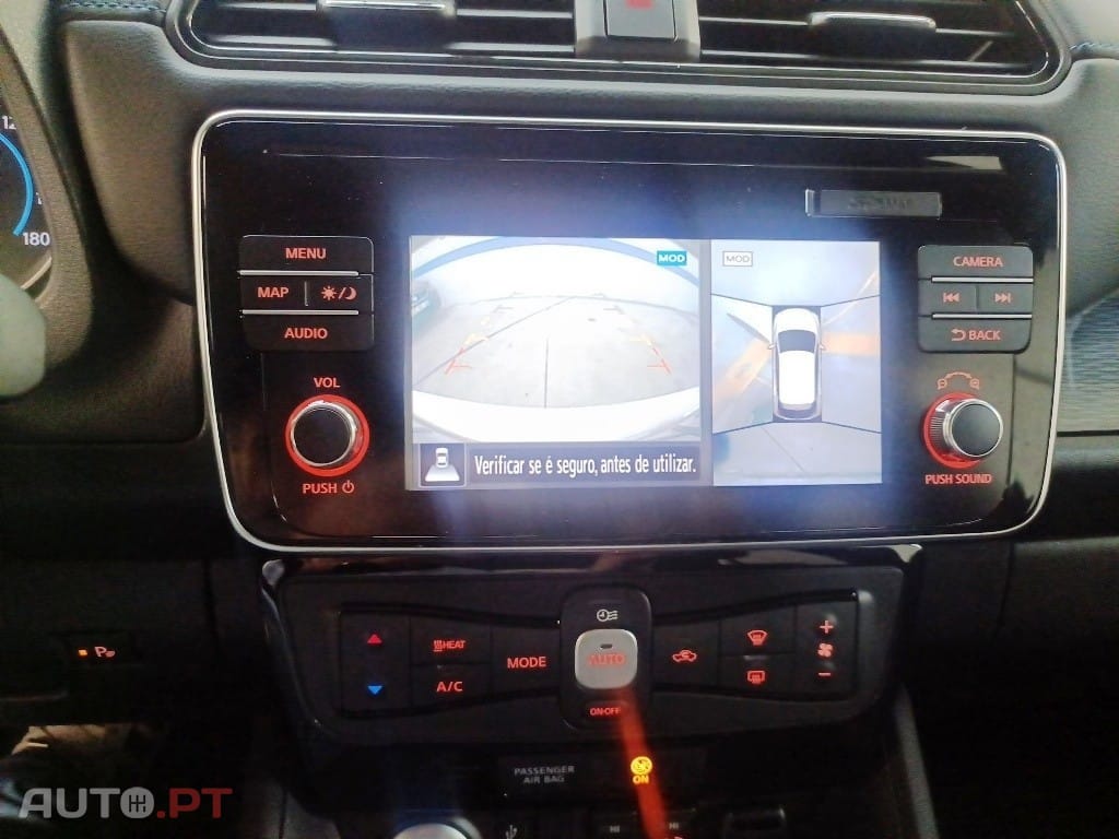 Nissan Leaf N-Connecta