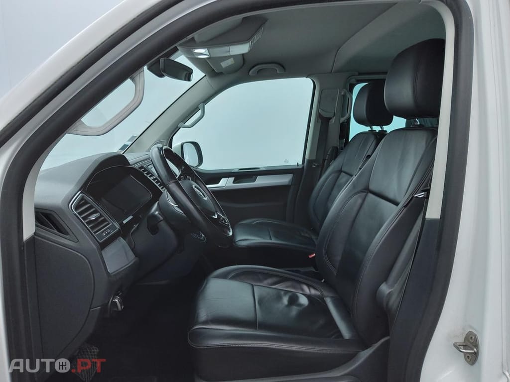 Volkswagen Caravelle 2.0 TDI Longue 4Motion Carat DSG