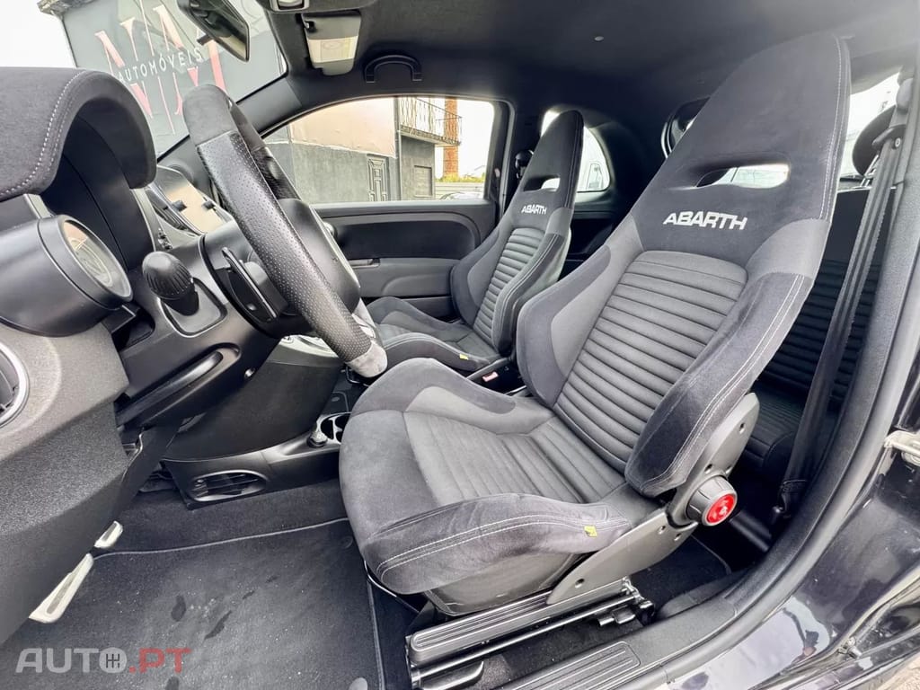 Abarth 595 1.4 T-Jet Competizione MTA — fotografia 16