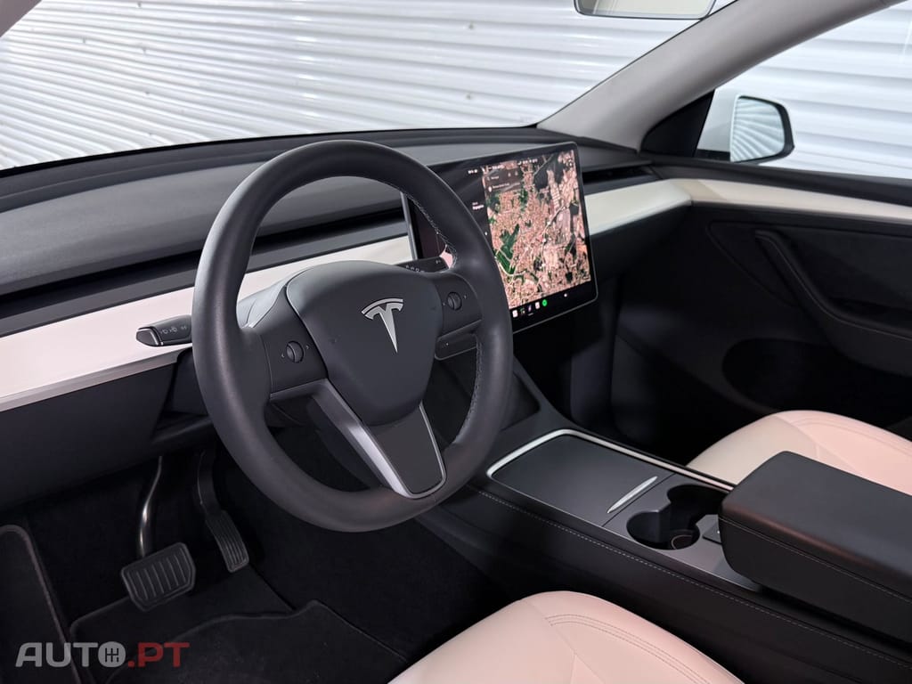 Tesla Model Y Long Range Dual Motor AWD