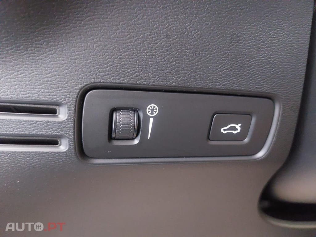Volvo XC40 2.0 T5 Inscription