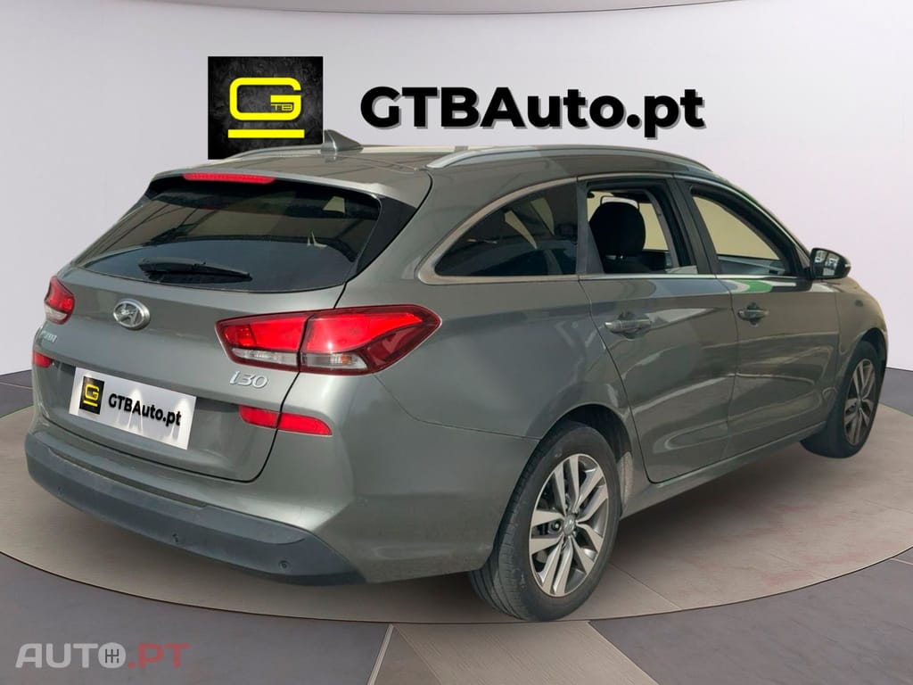 Hyundai i30 1.6 CRDi Family