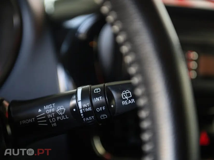 Peugeot iOn Active
